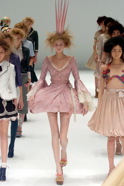 Look 34
